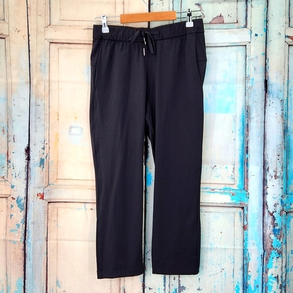 CRZ YOGA Cropped Joggers - Picture 2 of 6